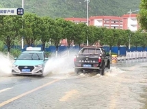 一夜暴雨 广西河池城区多处被淹